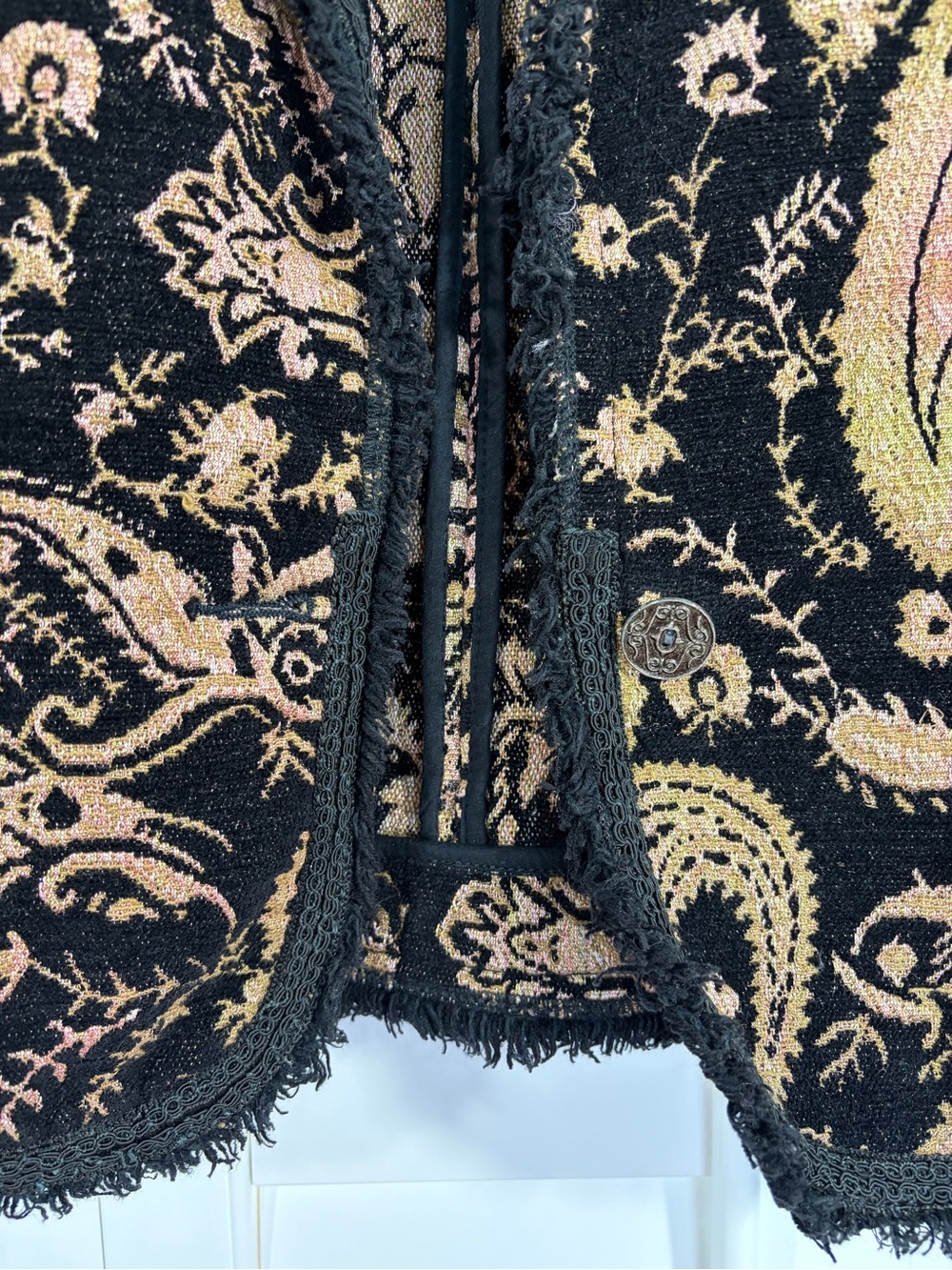 Chico's Vintage Black & Gold Paisley Knit Open Blazer Jacket (1) - Picture 5 of 7